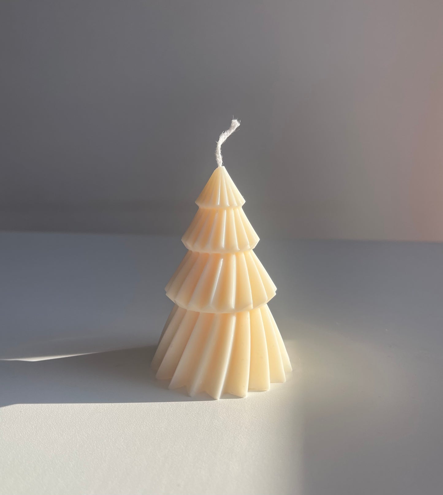 Lumânare în formă de brad